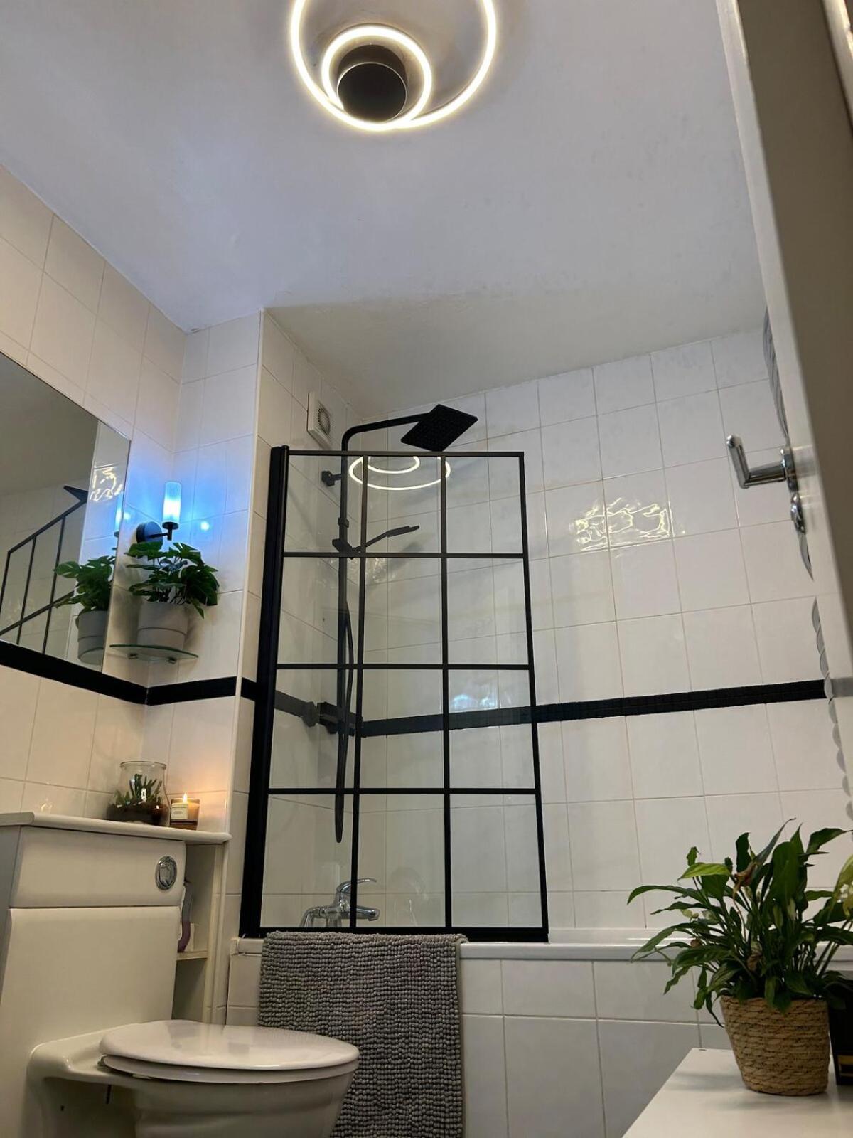 Apartment Cousy Flat With Small Garden In Fantastic Location London
